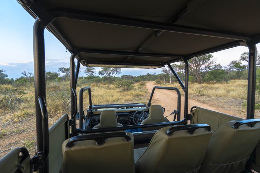 Buya Buya guide on a Kruger Park day tour